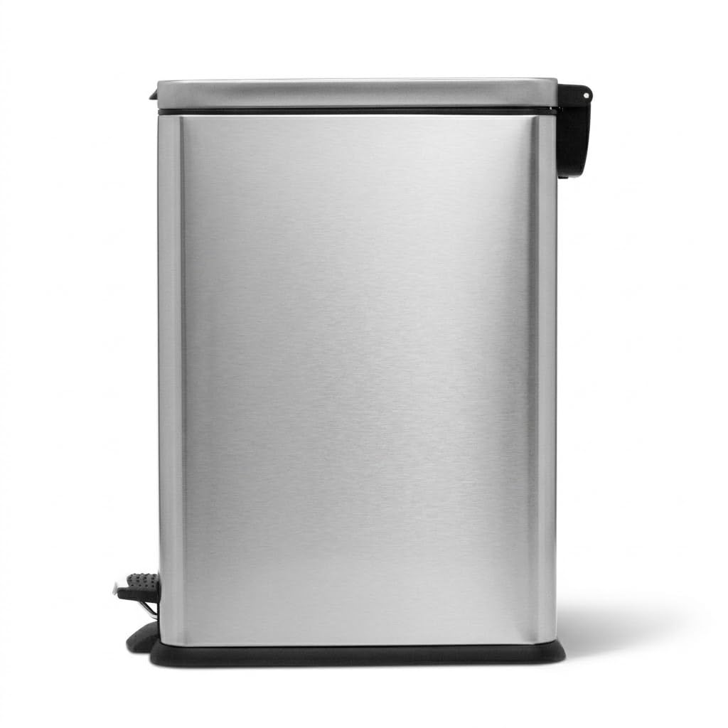 8 Gallon Kitchen Trash Can J786