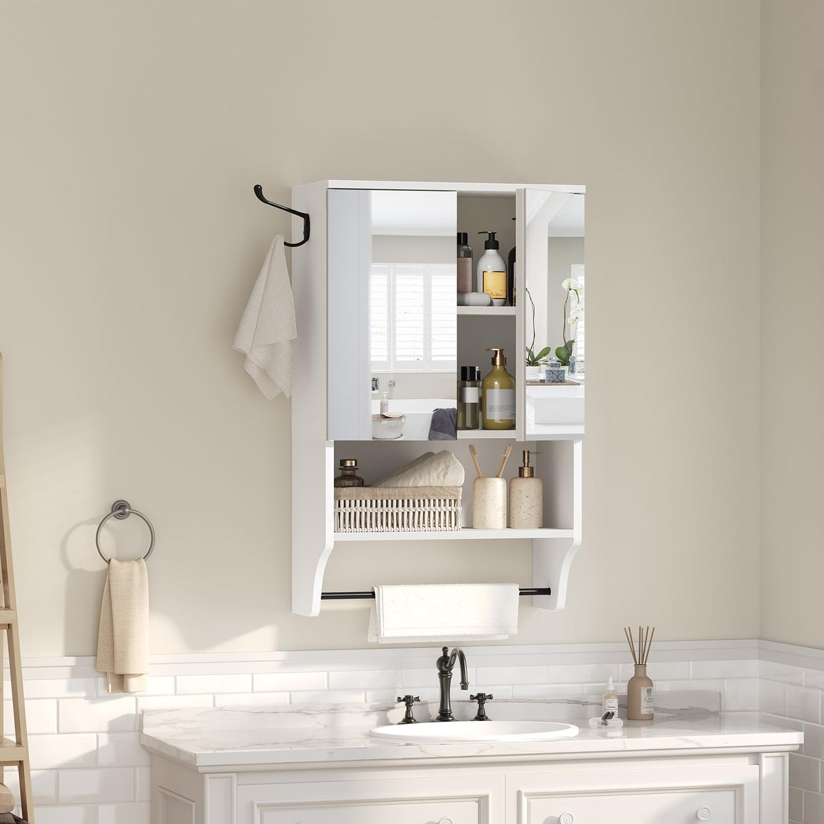 White Wall Mounted Bathroom Cabinet with Mirror and Adjustable Shelf X652