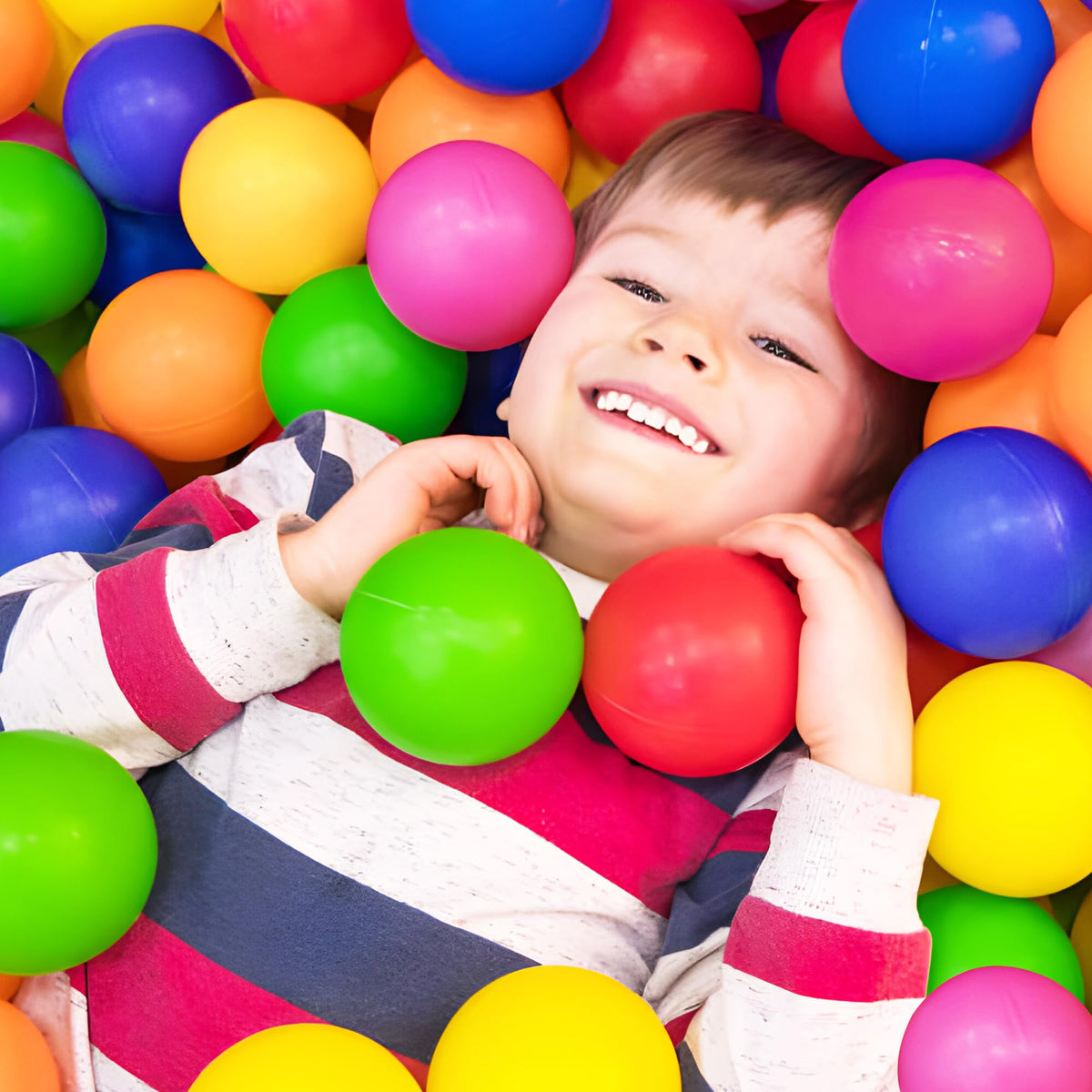 200 Assorted Colors Plastic Ball Pit Balls J787